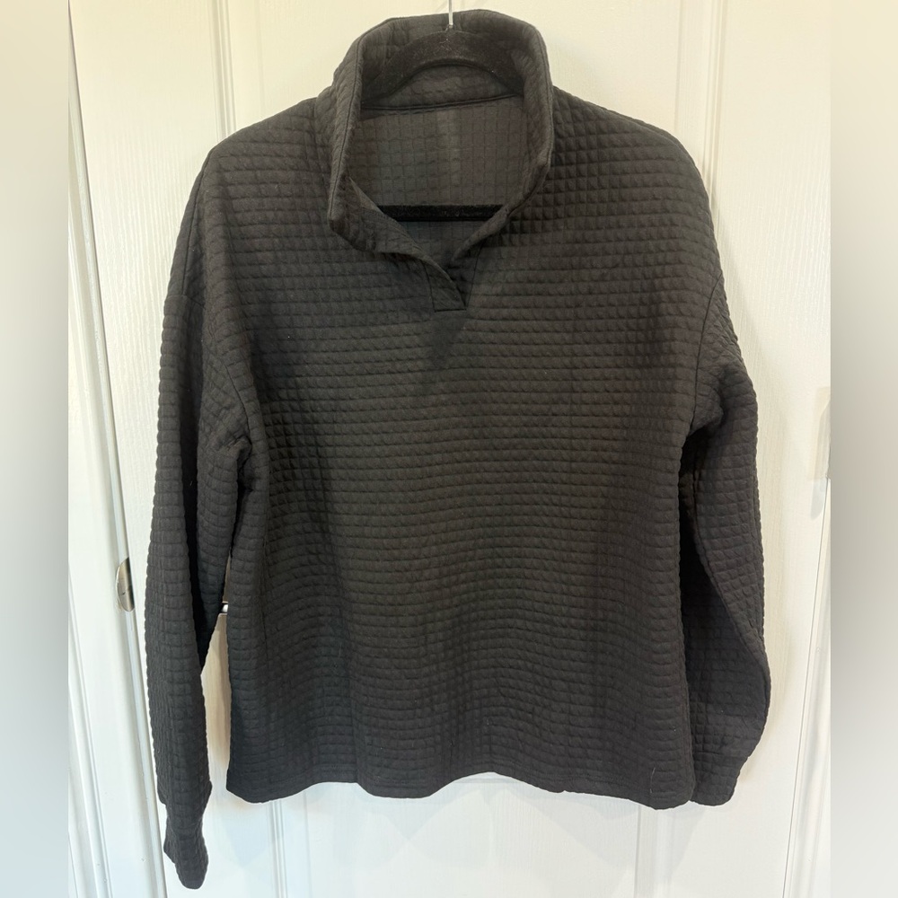Women’s Black Quilted Pullover Sweater